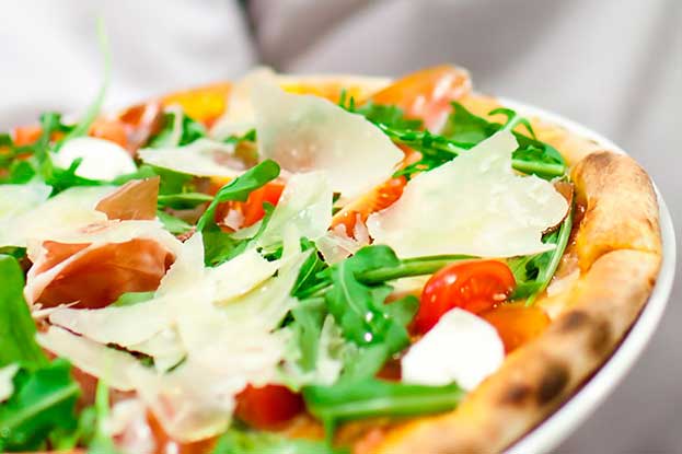 intrenational franchising pizza